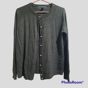 Karen Scott cardigan medium